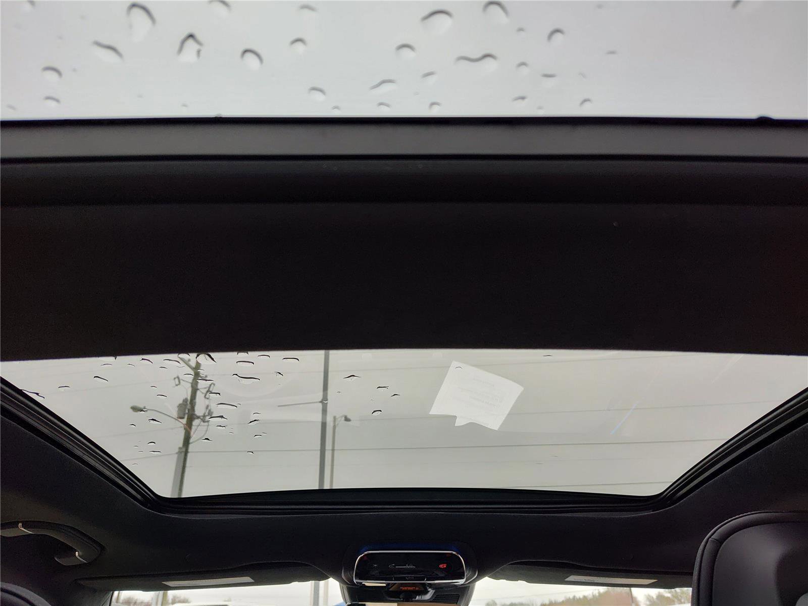 Used 2025 Mercedes-Benz E 53 AMG e 4MATIC Sedan image 21