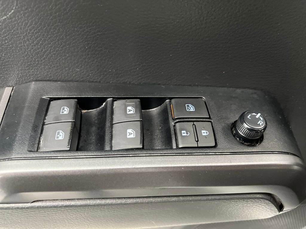 Used 2023 Toyota Tacoma TRD Off-Road image 12