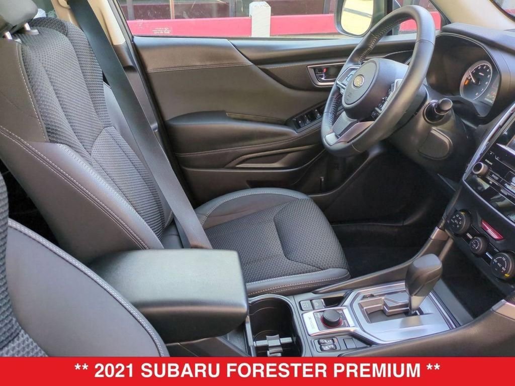 Used 2021 Subaru Forester Premium image 37