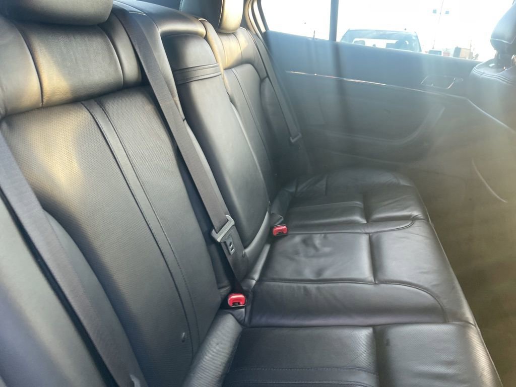 Used 2014 Lincoln MKS image 27