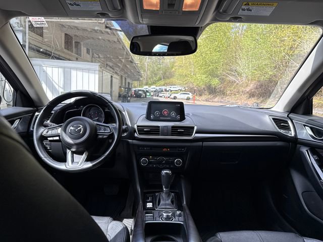 Used 2017 MAZDA MAZDA3 Grand Touring w/ Premium Equipment Package image 13