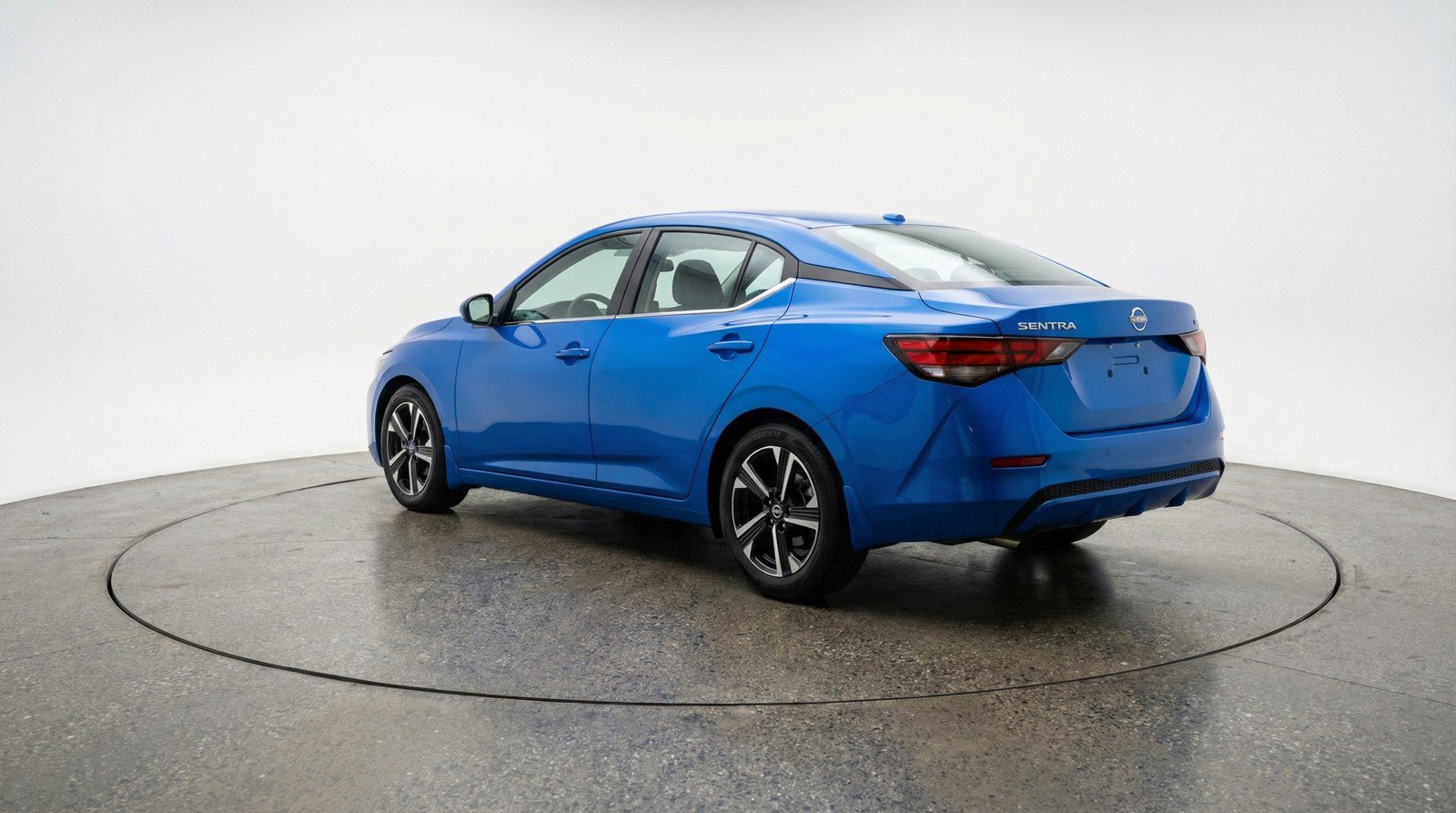 Used 2025 Nissan Sentra SV image 6