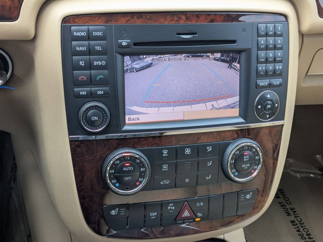 Used 2010 Mercedes-Benz R 350 4MATIC image 12