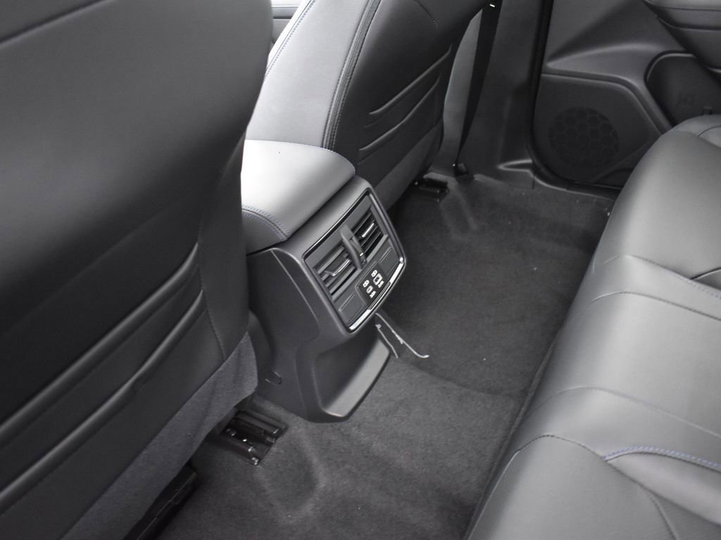 New 2025 Subaru Forester Limited image 24
