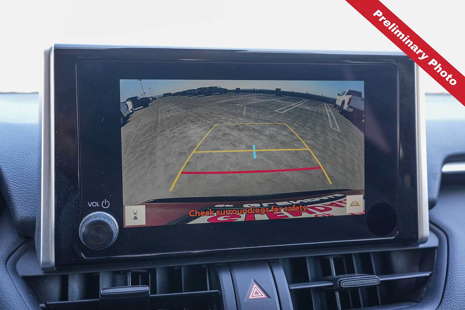 Used 2025 Toyota RAV4 XLE FWD image 18