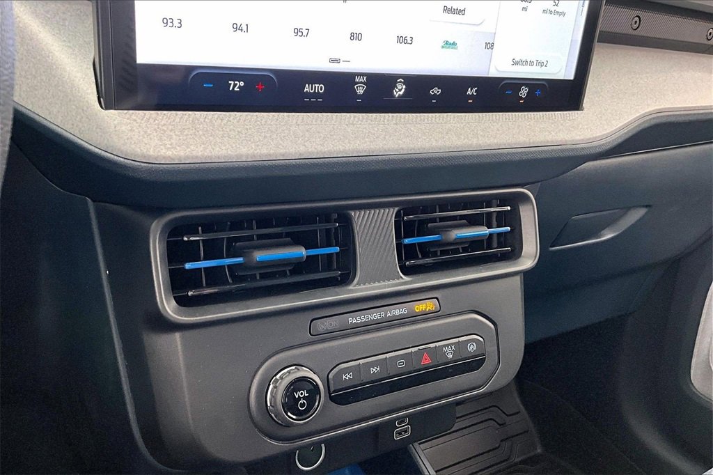 Used 2025 Ford Maverick XLT w/ Equipment Group 302A image 32