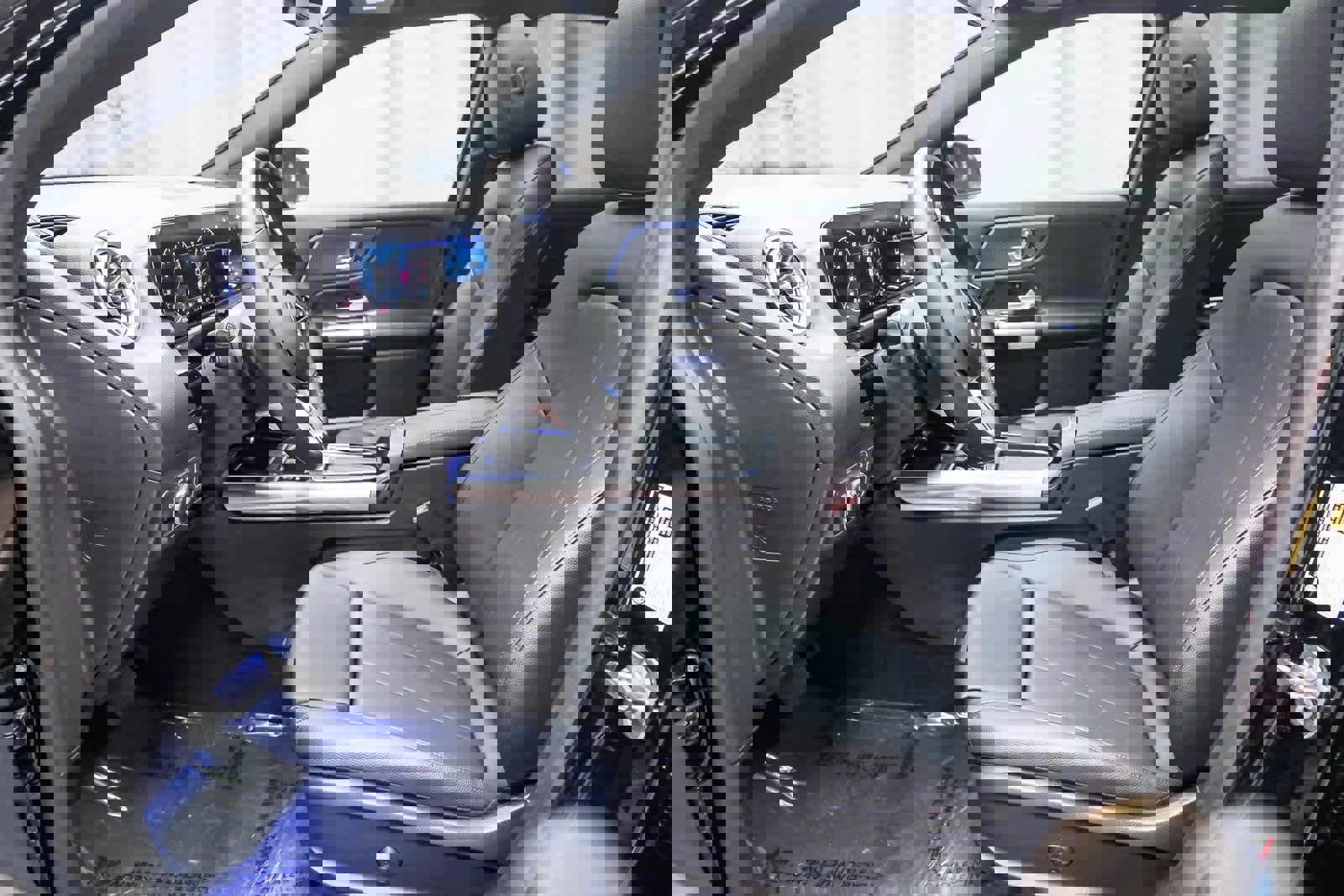 Certified 2025 Mercedes-Benz GLA 250 image 20