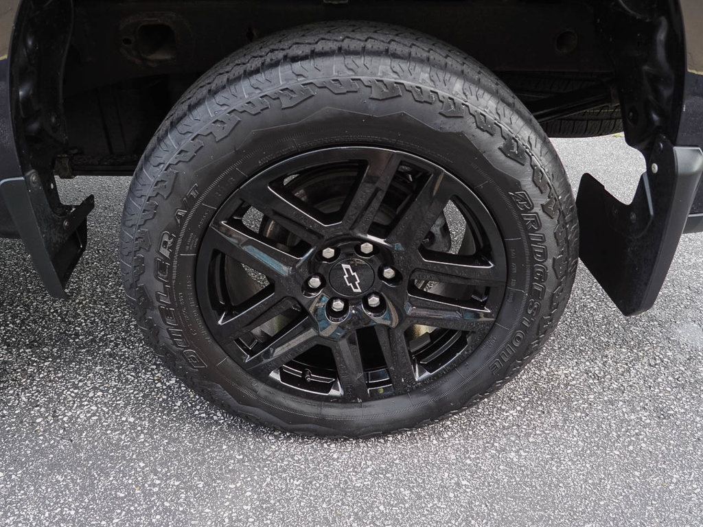 Certified 2023 Chevrolet Silverado 1500 Custom Trail Boss w/ 2.7L Blackout Package AWD/4WD image 34