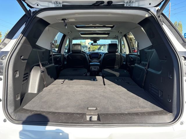 Used 2020 Chevrolet Traverse Premier image 34