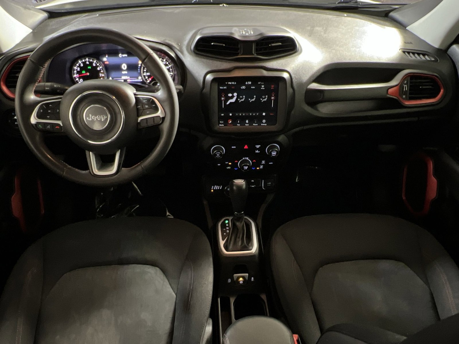 Used 2023 Jeep Renegade Trailhawk image 21