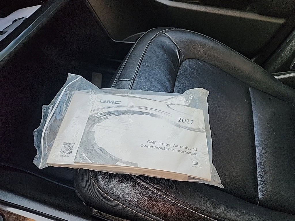 Used 2017 GMC Canyon SLT w/ Driver Alert Package image 16