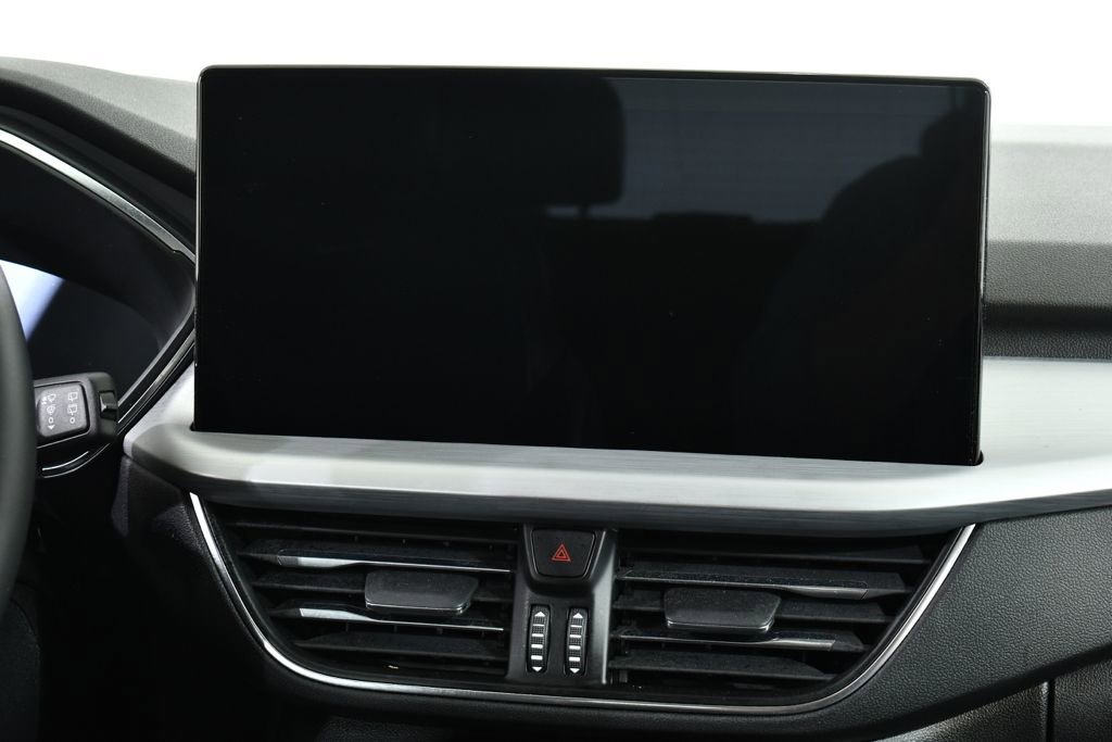 Used 2023 Ford Escape Platinum image 9