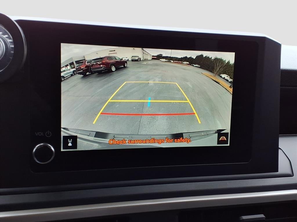 Used 2024 Toyota Tacoma SR image 18