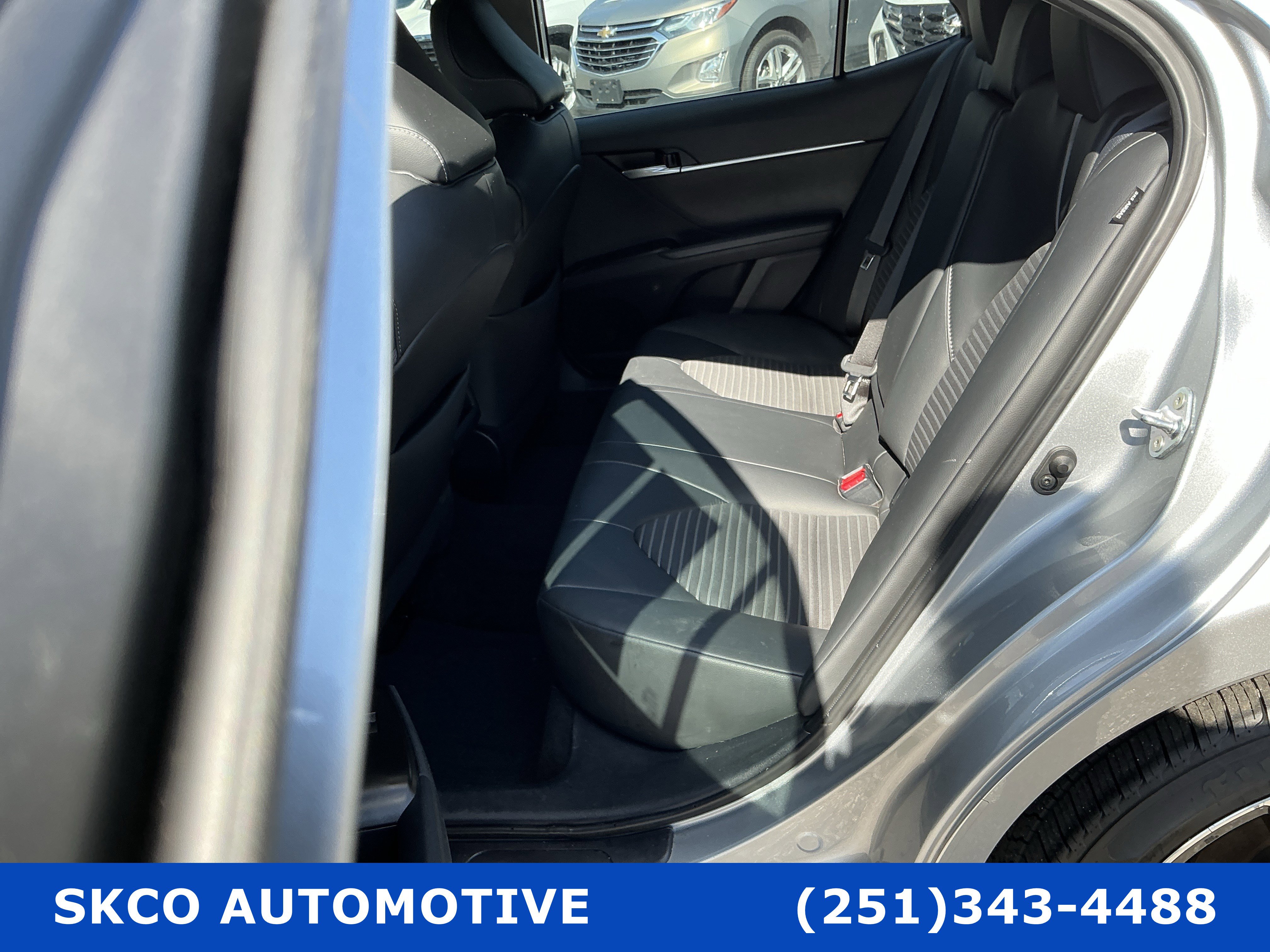 Used 2024 Toyota Camry SE image 14