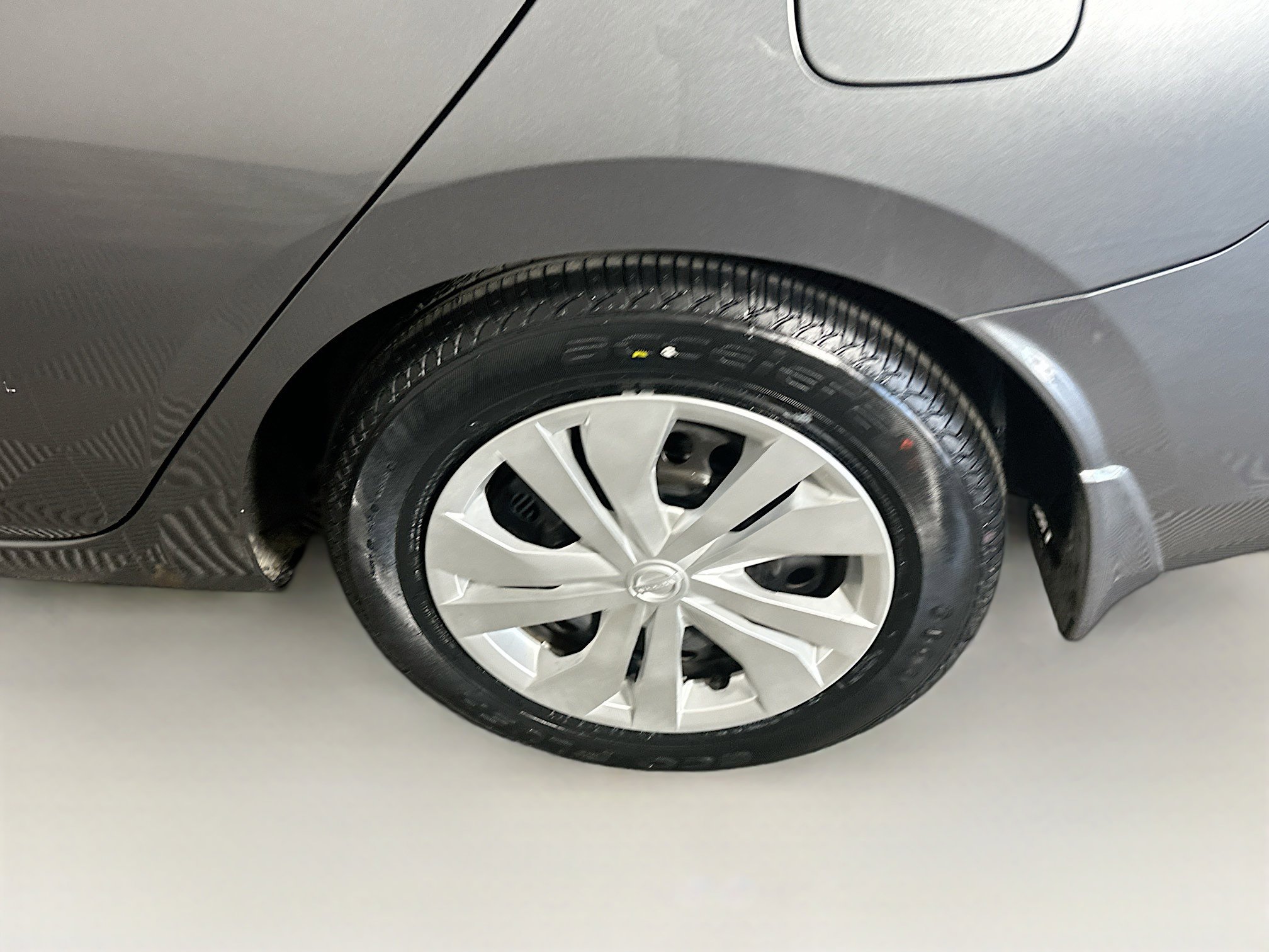 Used 2023 Nissan Versa S w/ Electronics Package image 11