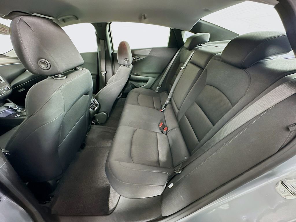 Used 2024 Chevrolet Malibu LT image 30