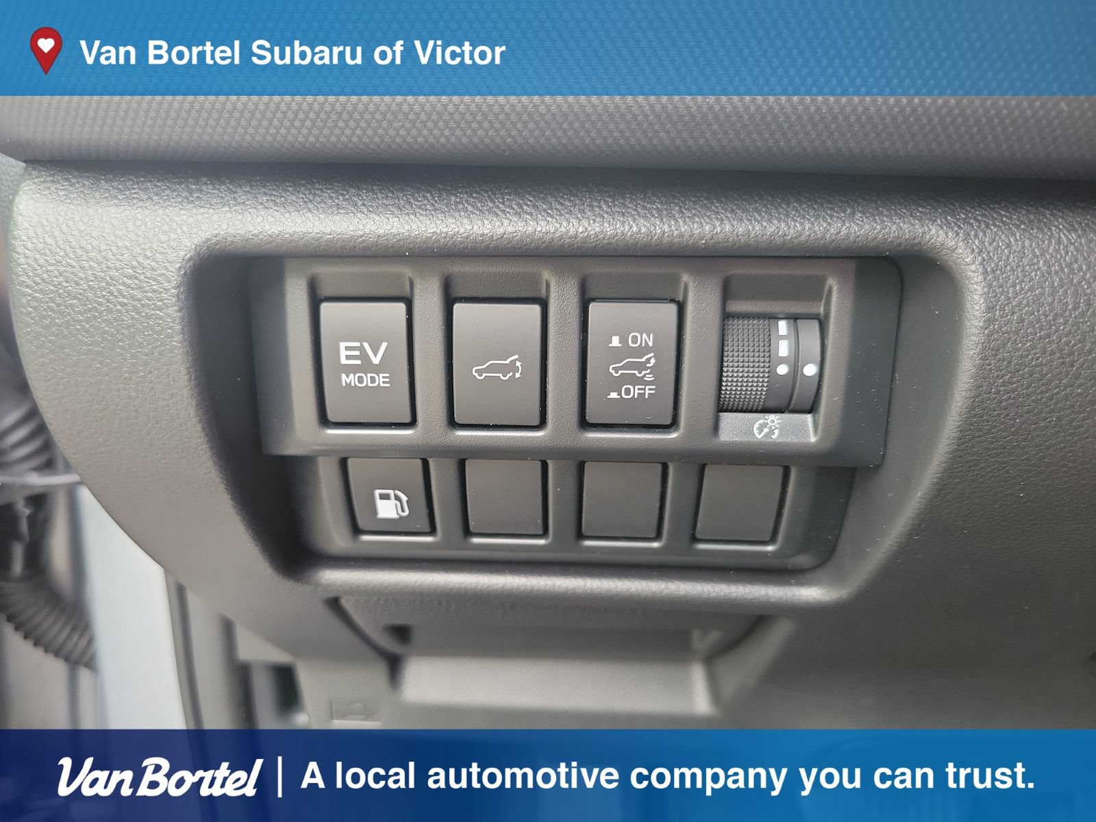 Certified 2025 Subaru Forester Limited AWD/4WD image 16