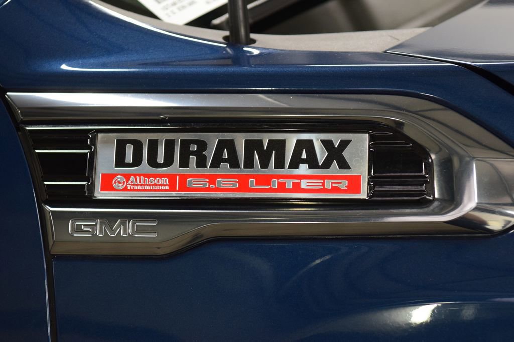 Used 2022 GMC Sierra 3500 AT4 w/ AT4 Preferred Package image 17