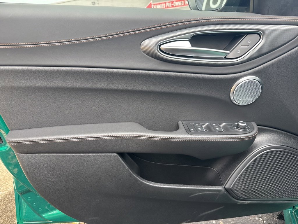 New 2025 Alfa Romeo Giulia AWD w/ Driving Assist Package image 12