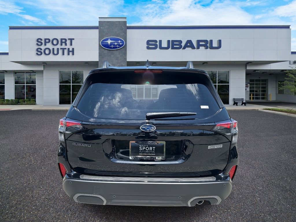New 2025 Subaru Forester Limited w/ Popular Package image 4
