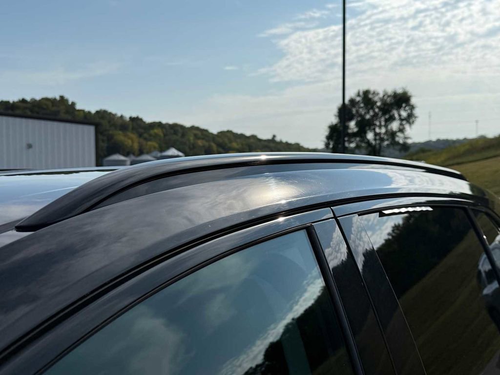 Used 2025 Buick Envision Sport Touring image 15