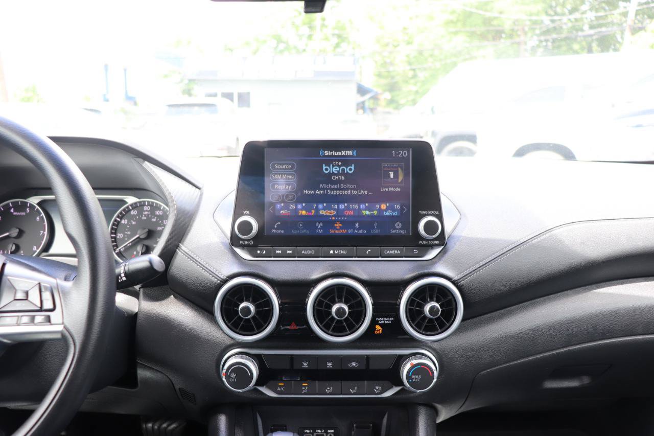 Used 2024 Nissan Sentra SV FWD image 19