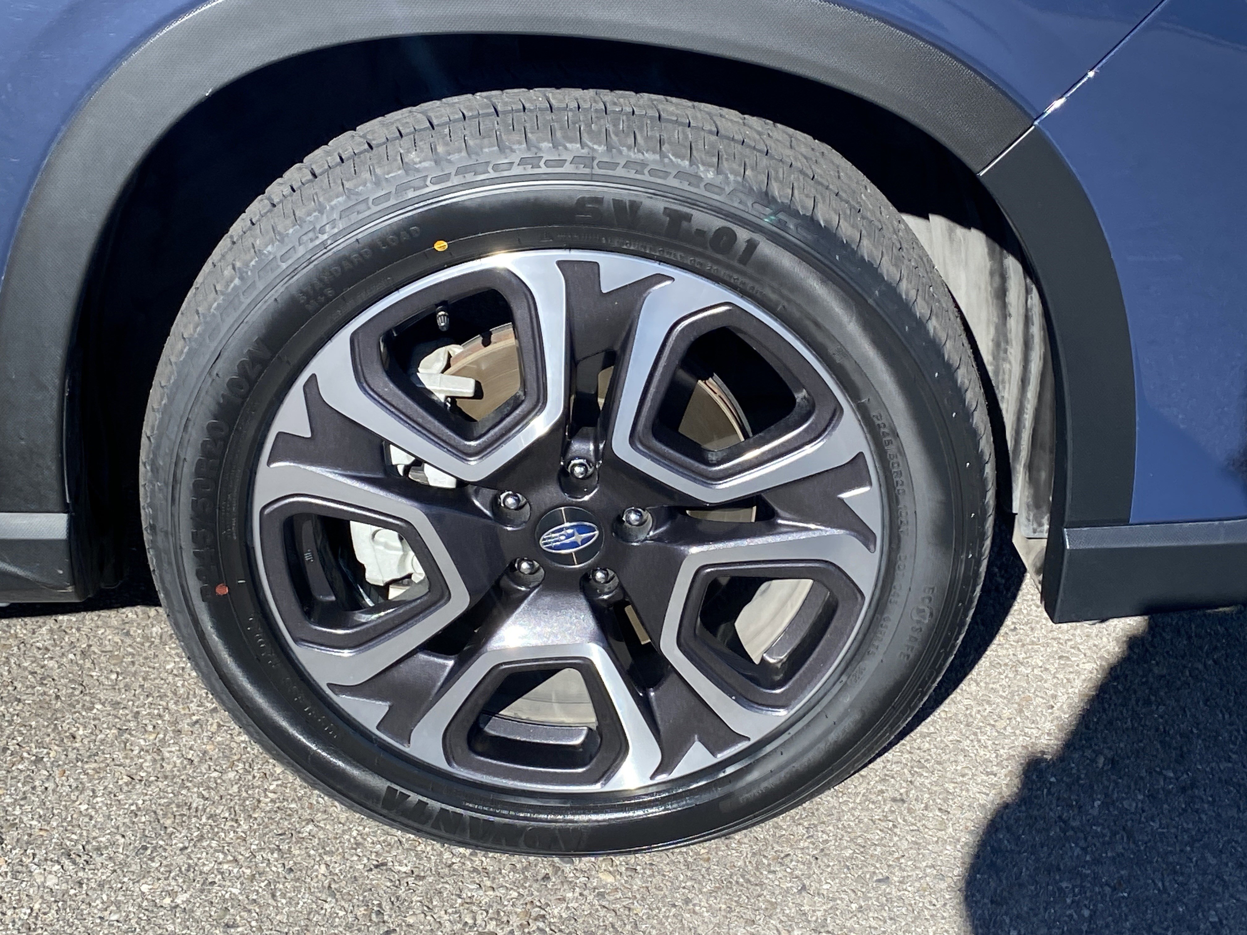 Used 2023 Subaru Ascent Limited image 29