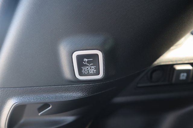 New 2025 Jeep Grand Cherokee Limited w/ Trailer Tow Package image 26