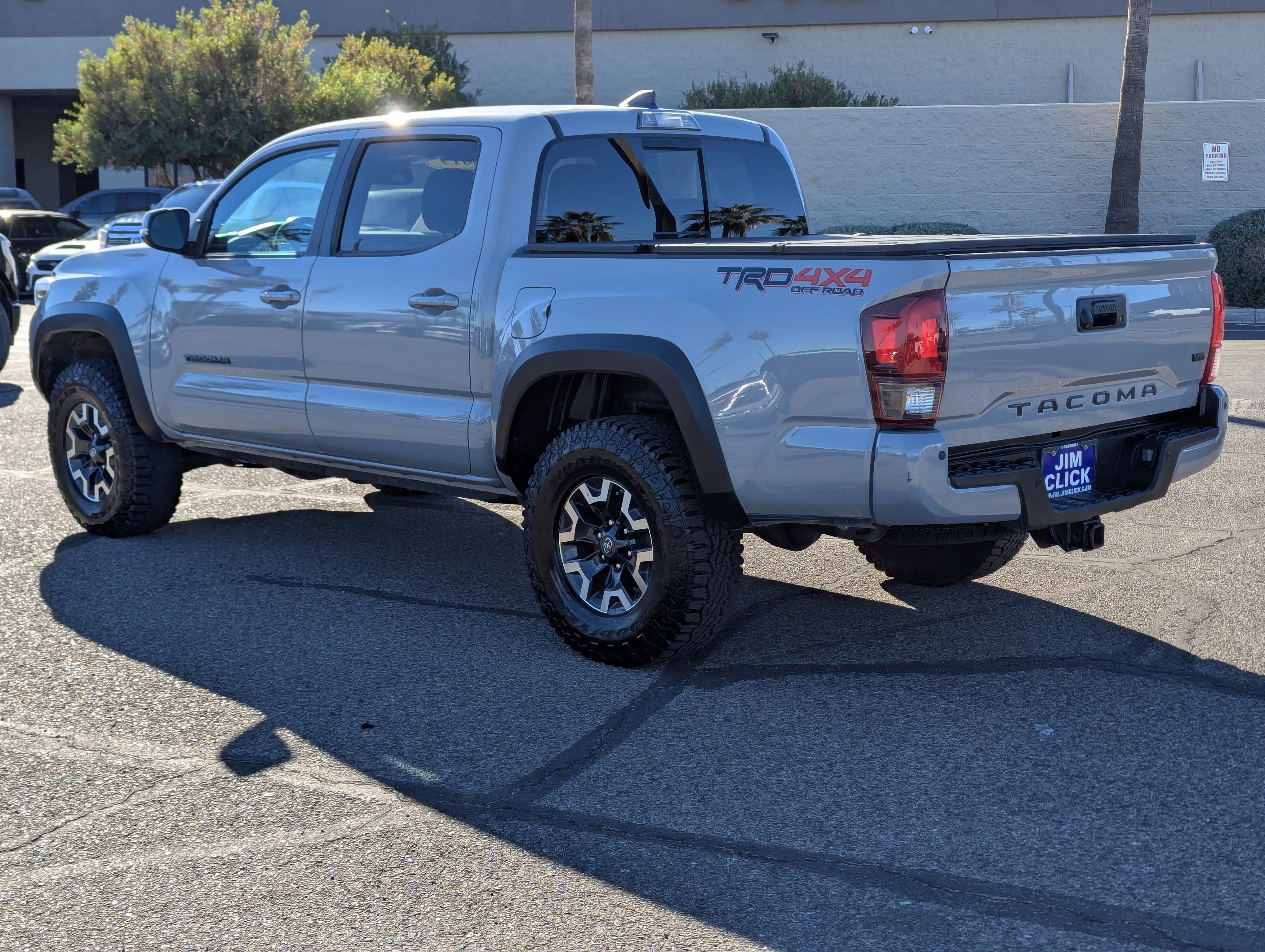 Used 2019 Toyota Tacoma TRD Off-Road image 4