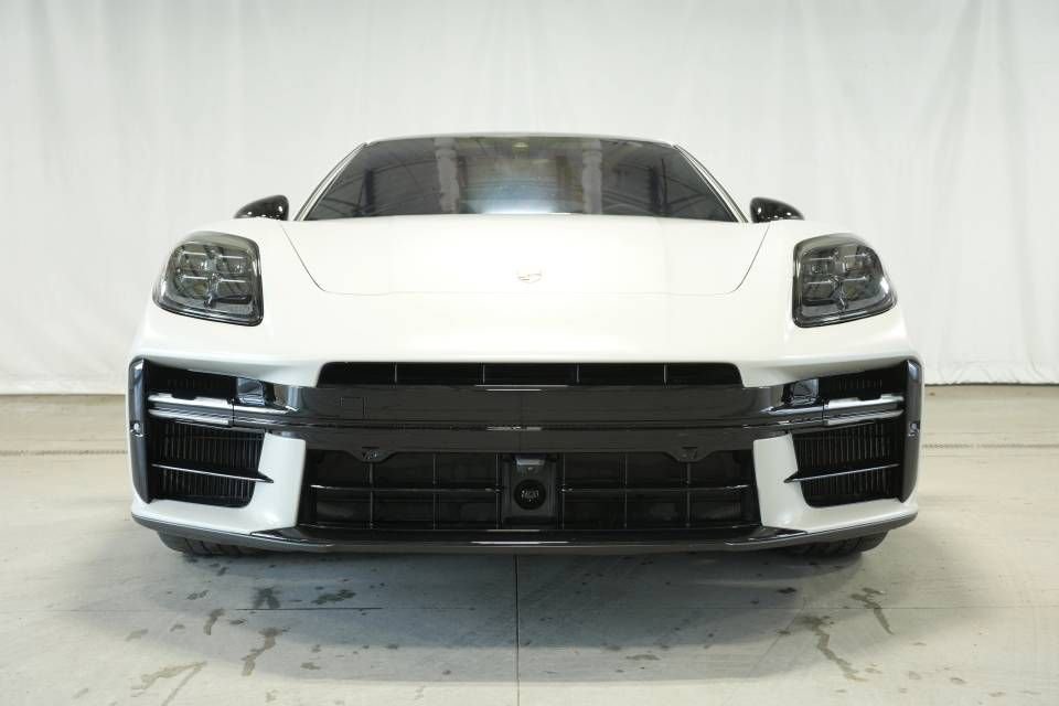 Certified 2025 Porsche Panamera GTS image 11