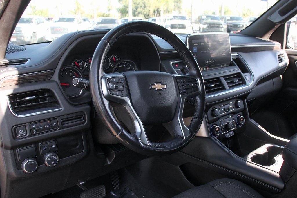 Used 2021 Chevrolet Suburban LS w/ Driver Alert Package image 18