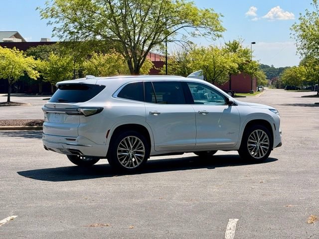 Used 2026 Buick Enclave Avenir w/ Super Cruise Package FWD image 8