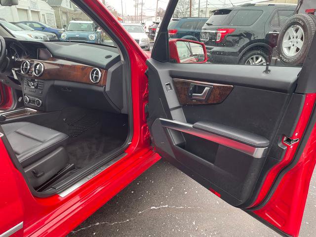 Used 2013 Mercedes-Benz GLK 350 4MATIC image 12
