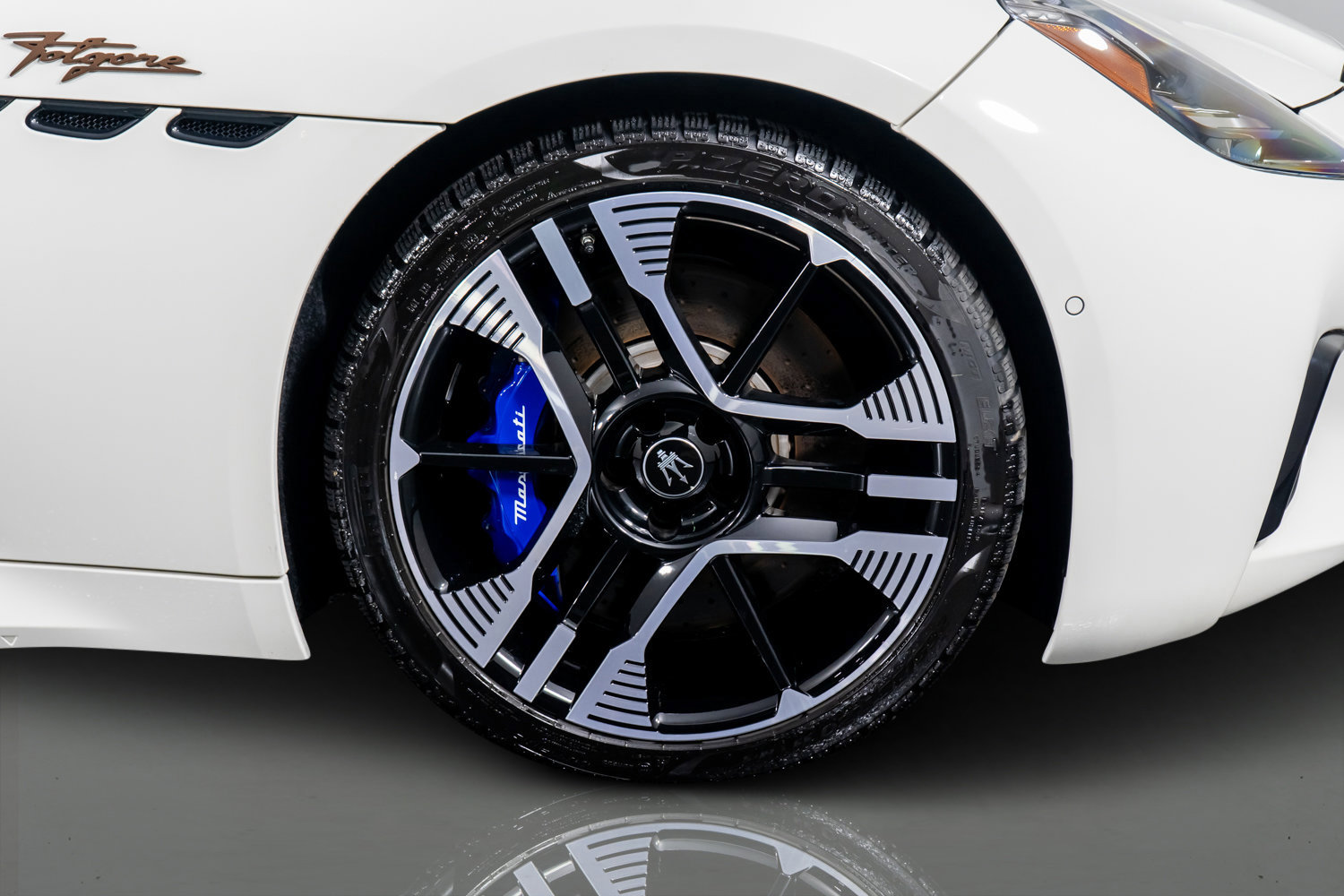 Used 2024 Maserati GranTurismo Folgore image 7