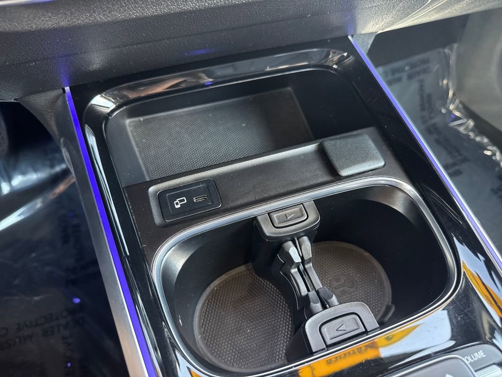 Used 2022 Mercedes-Benz GLB 250 4MATIC image 47