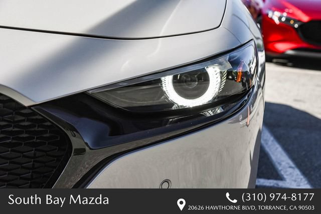 Certified 2025 MAZDA MAZDA3 Hatchback w/ Appearance Package AWD/4WD image 4