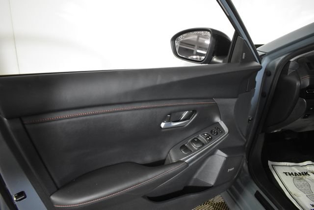 Certified 2025 Nissan Sentra SR w/ SR Premium Package FWD image 7