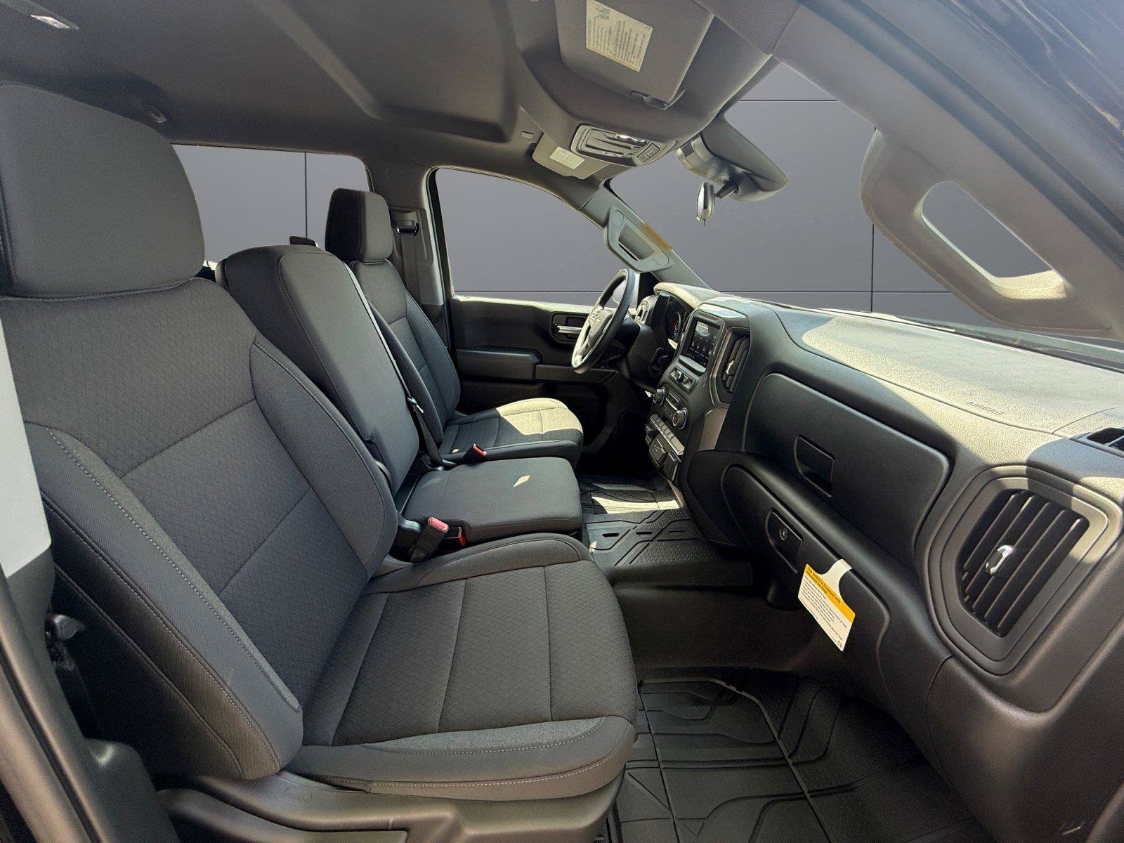 New 2026 Chevrolet Silverado 1500 Custom AWD/4WD image 15