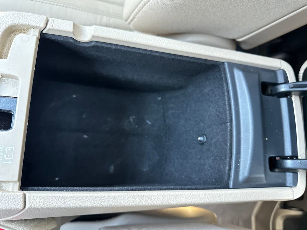 Used 2018 Jeep Grand Cherokee Limited image 28