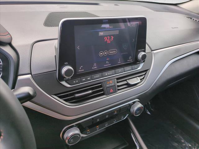 Used 2025 Nissan Altima 2.5 SR AWD/4WD image 14