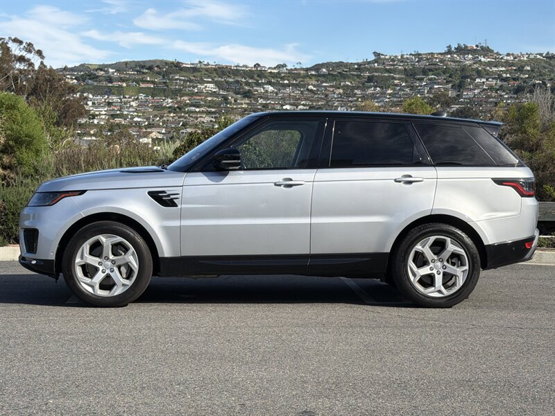 Used 2018 Land Rover Range Rover Sport HSE AWD/4WD image 3