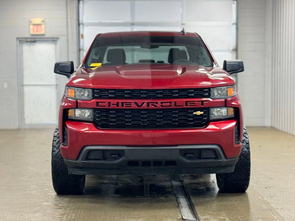 Used 2022 Chevrolet Silverado 1500 Custom image 2