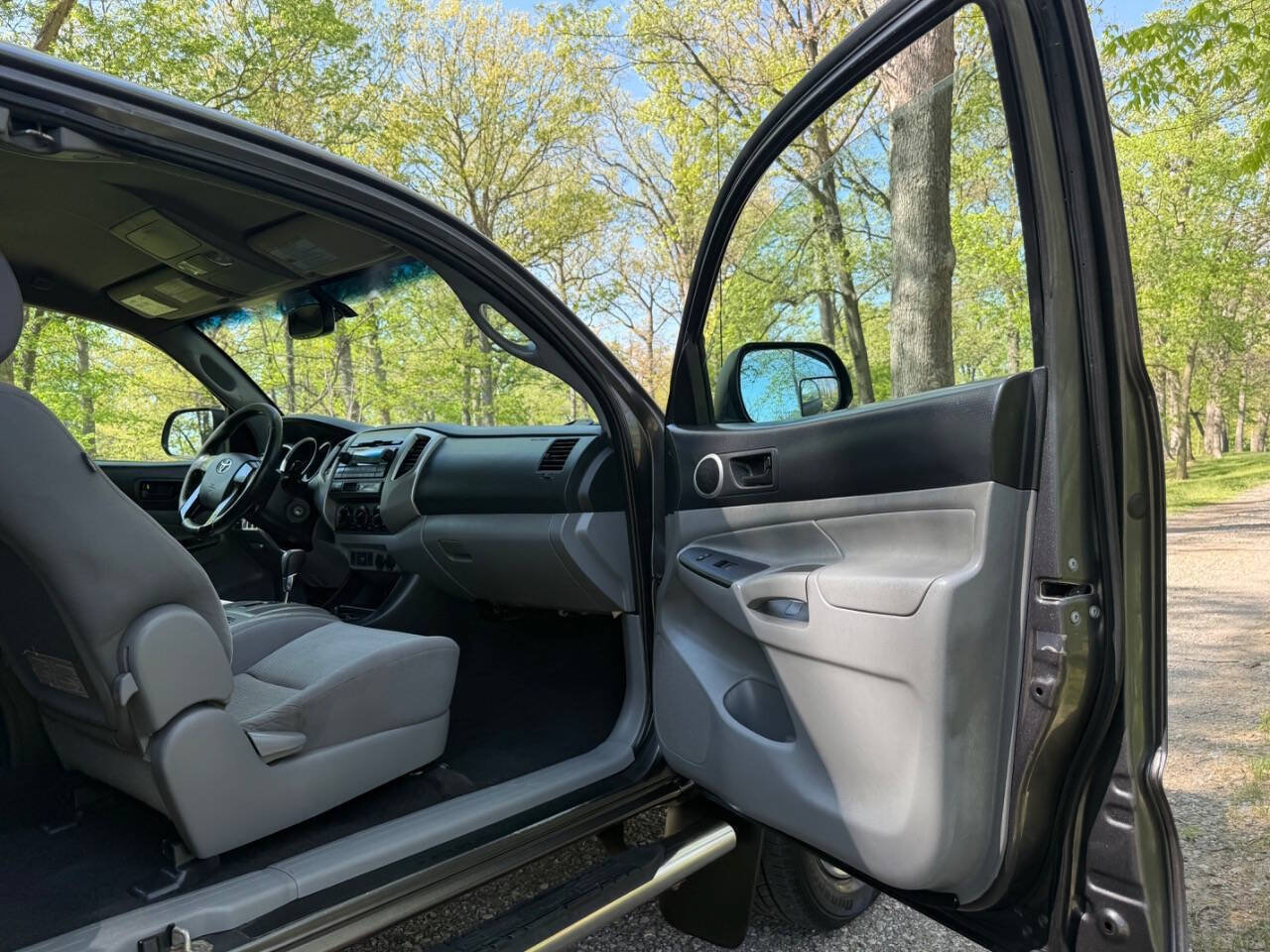 Used 2012 Toyota Tacoma PreRunner w/ SR5 Pkg RWD image 35