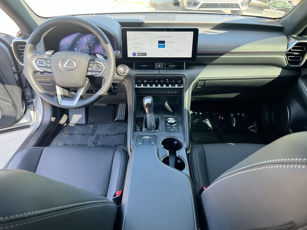 Certified 2026 Lexus IS 350 F Sport RWD image 20
