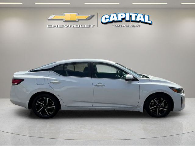 Used 2025 Nissan Sentra SV w/ All-Weather Package FWD image 7