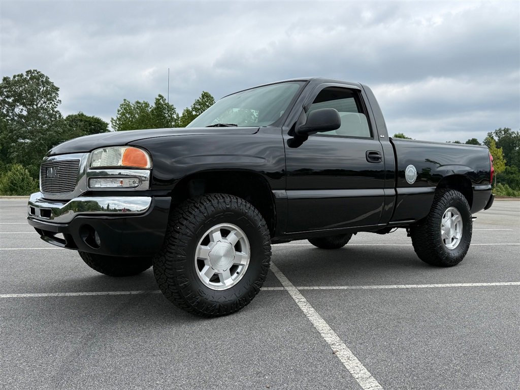Used 2004 GMC Sierra 1500 SLE w/ Light Duty Power Package AWD/4WD image 1