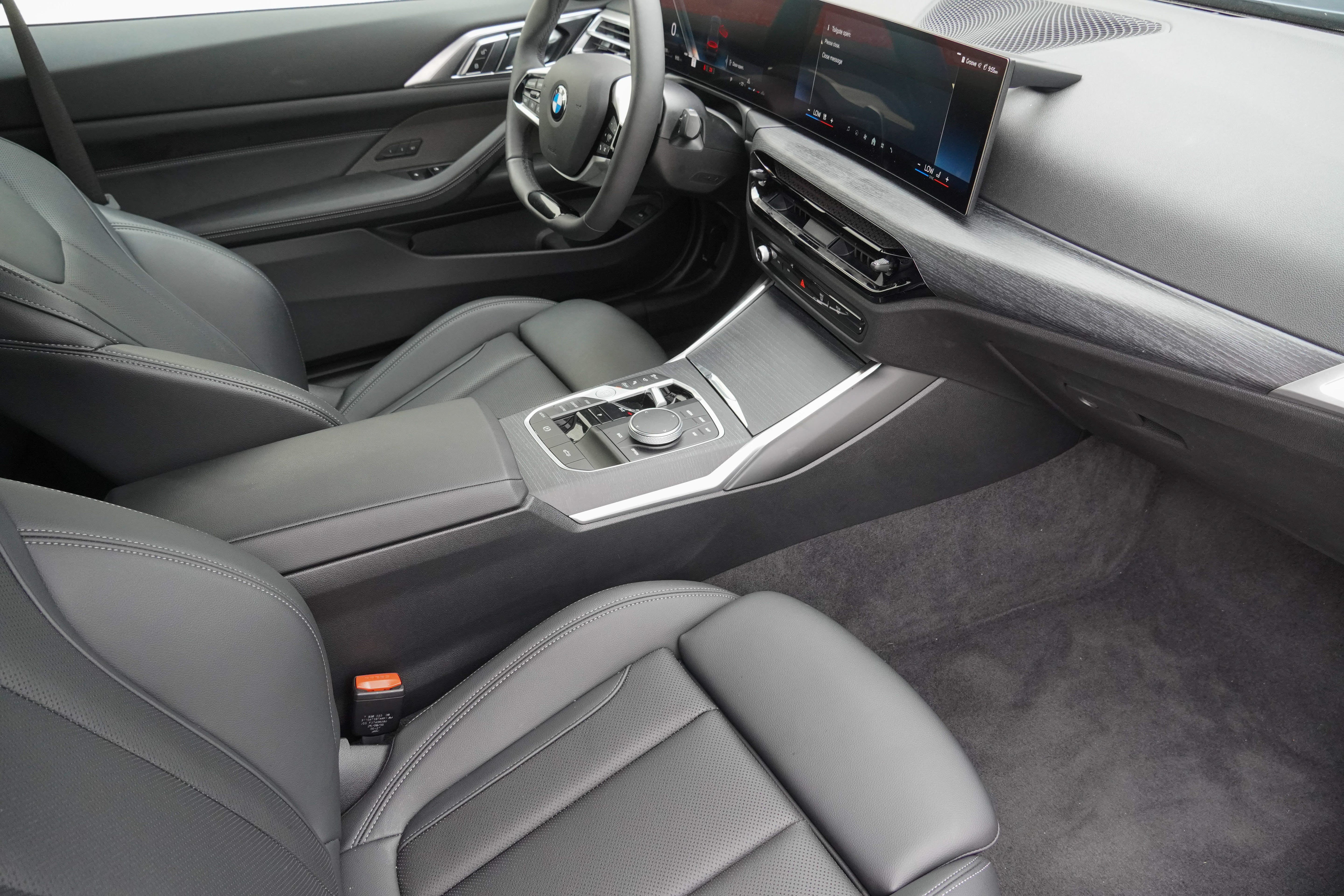Certified 2026 BMW 430i Convertible RWD image 10