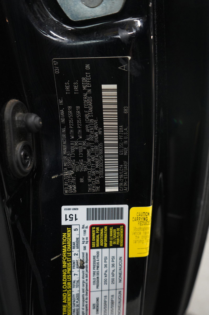 Used 2017 Toyota Sienna XLE image 24