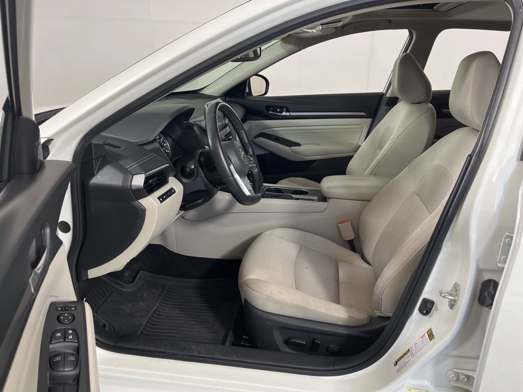 Used 2019 Nissan Altima 2.5 SV image 27