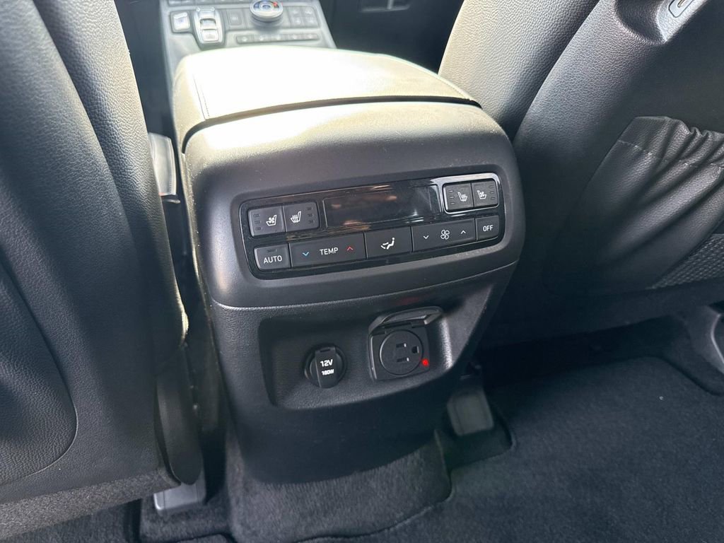 Used 2023 Hyundai Palisade Limited image 19